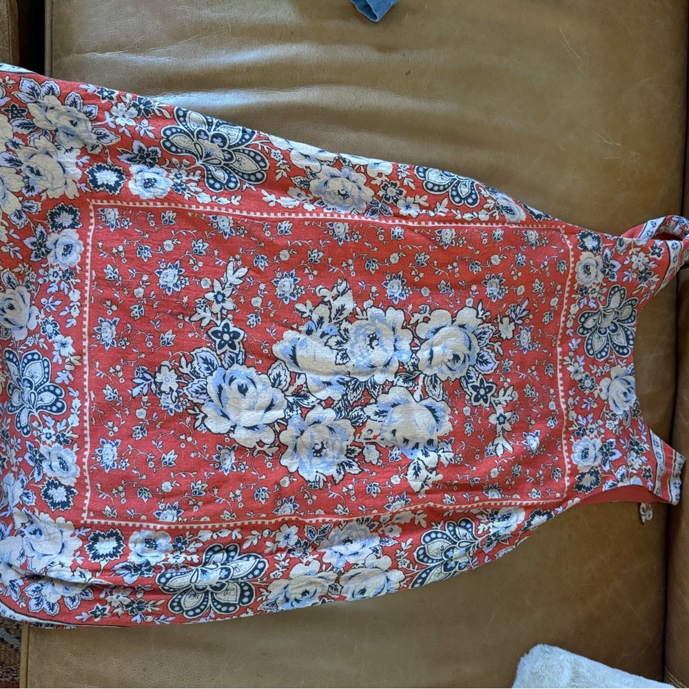 Floral Sleeveless Dress in Red and White